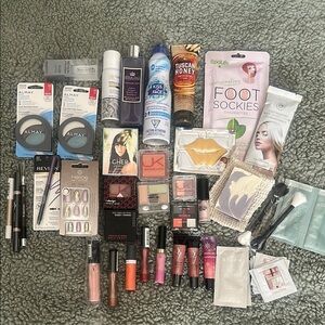 New NIP large mixed lot of makeup and skincare plus samples